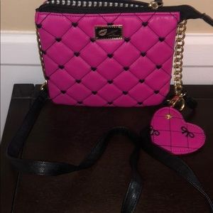 Betty Johnson cross body purse